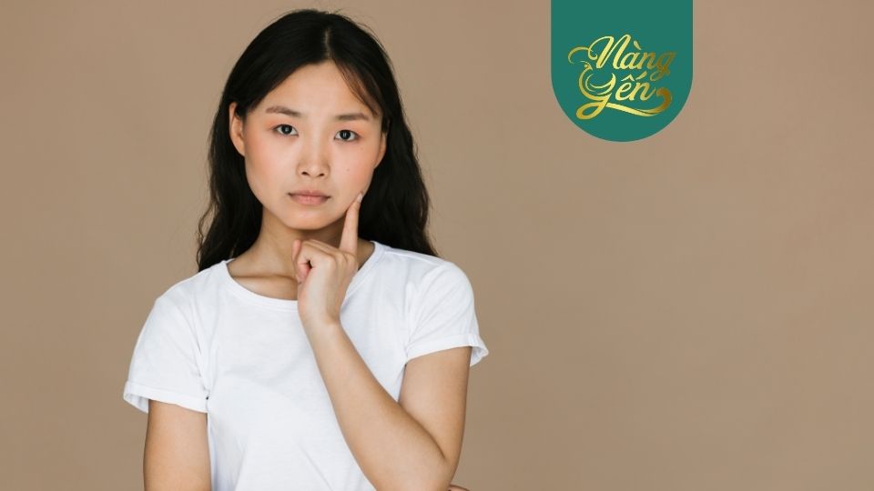 Để trả lời câu hỏi Trẻ em ăn yến có bị dậy thì sớm không thì chúng ta phải hiểu được cơ chế và tác nhân làm cho trẻ dậy thì sớm.