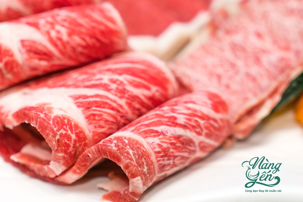 Để hạn chế mắc bệnh gan nhiễm mỡ bạn nên ăn ít các loại thịt bò, thịt cừu, thịt trâu,… Để hạn chế mắc bệnh gan nhiễm mỡ bạn nên ăn ít các loại thịt bò, thịt cừu, thịt trâu,…