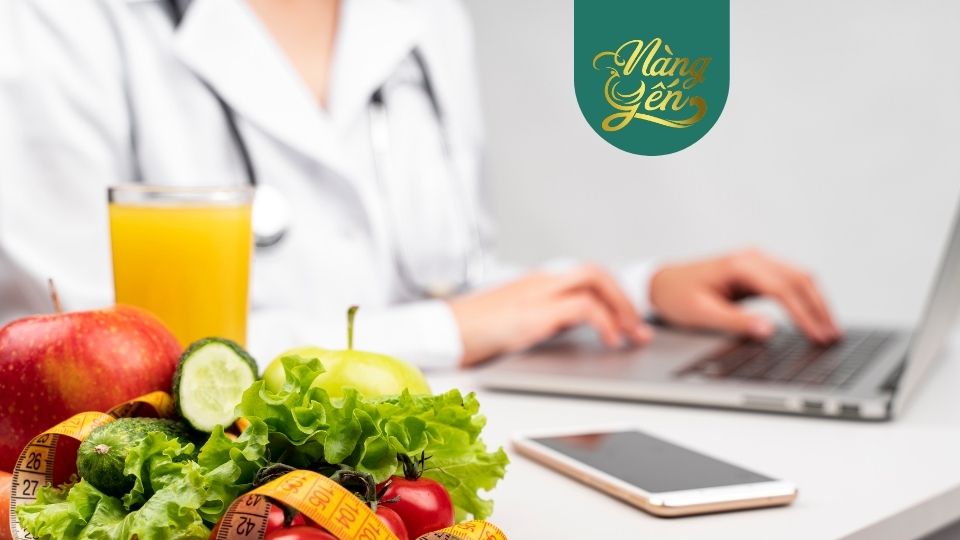 Sau phẩu thuật bệnh nhân phải có một chế độ dinh dưỡng riêng biệt - Bài viết : CÔNG DỤNG CỦA YẾN SÀO ĐỐI VỚI NGƯỜI PHẪU THUẬT