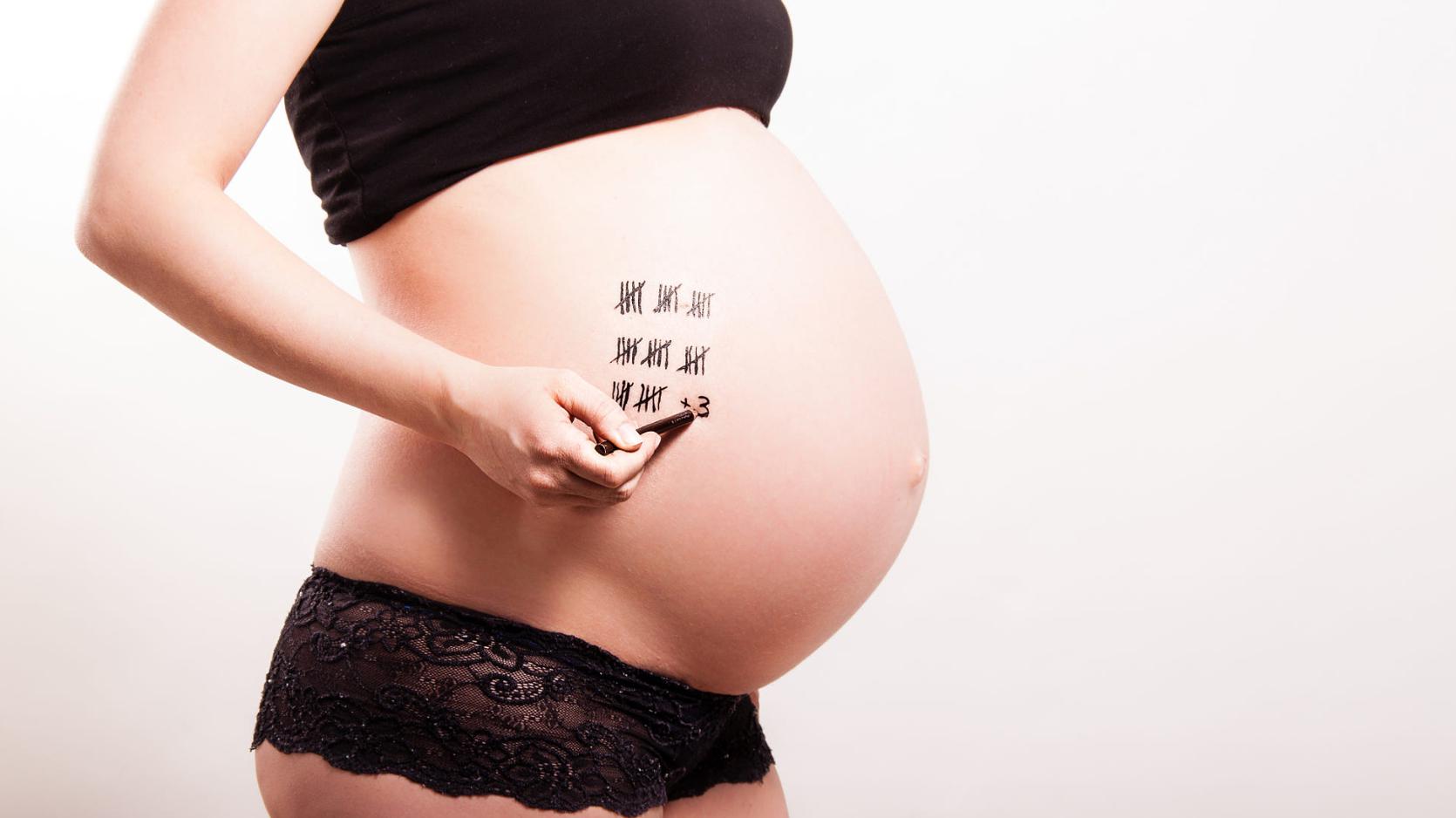 Cân nặng của thai nhi luôn là yếu tố mà mẹ bầu quan tâm nhất - Bài viết : Ăn yến có giúp thai nhi tăng cân không?