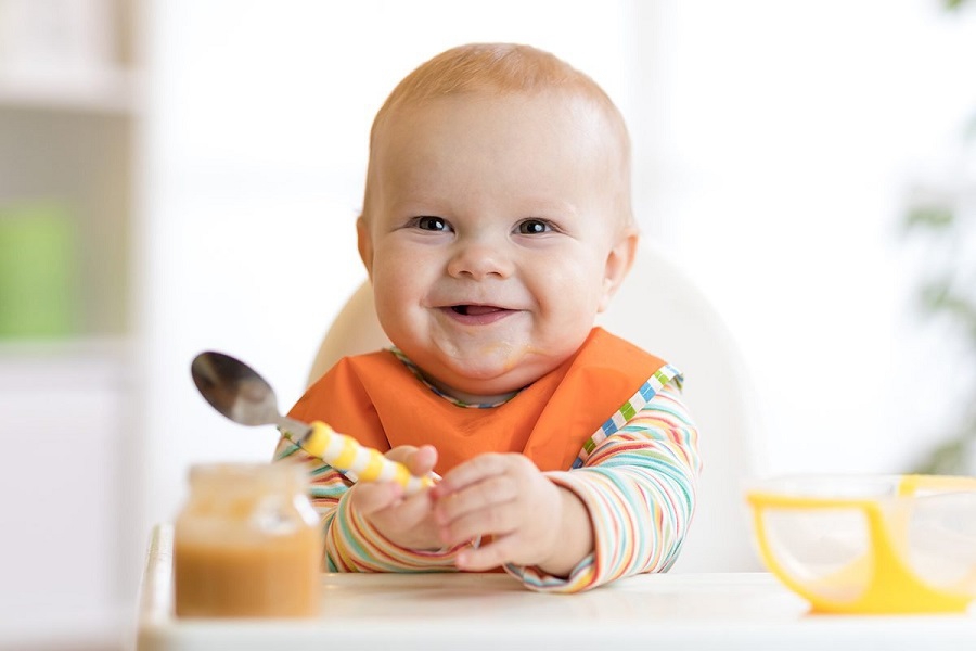 Bé khỏe mạnh, chơi vui vẻ chính là mong ước của ba mẹ