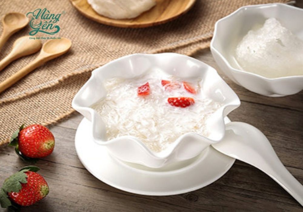 Yến sào hầm sữa tươi - Bài viết: Yến làm gì ngon? Top 15 món ăn siêu bổ dưỡng từ yến sào